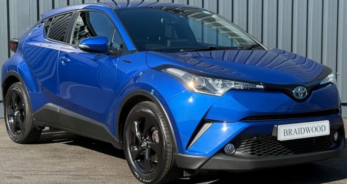 2025 Toyota C-hr