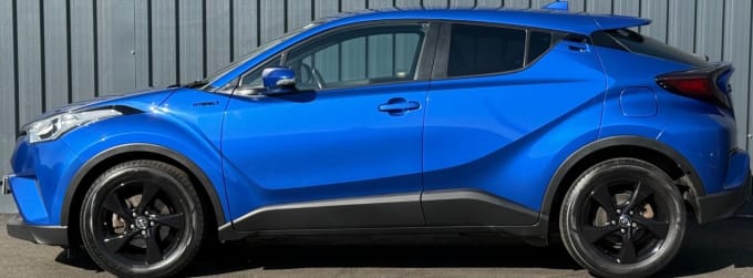 2025 Toyota C-hr