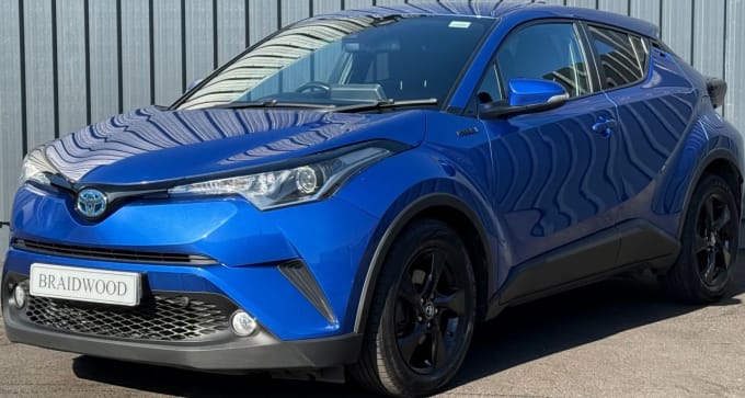 2025 Toyota C-hr