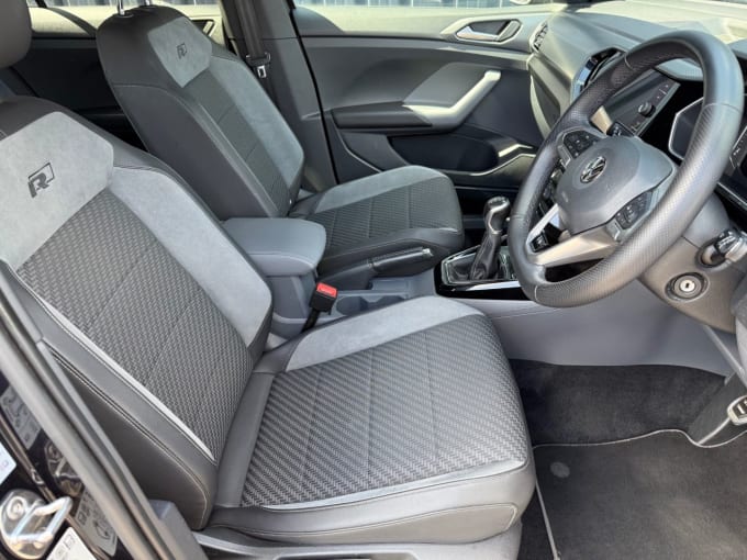 2025 Volkswagen T-cross