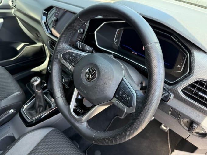 2025 Volkswagen T-cross