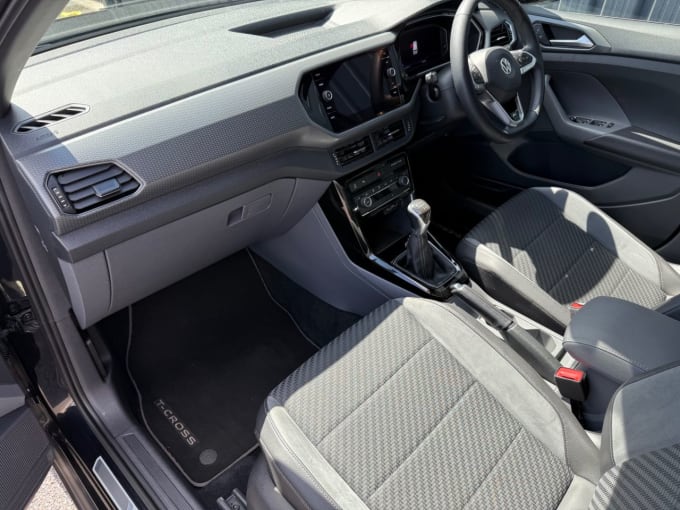 2025 Volkswagen T-cross
