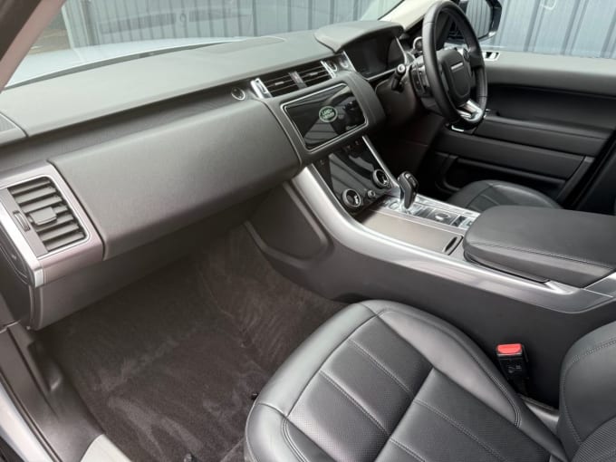2025 Land Rover Range Rover Sport