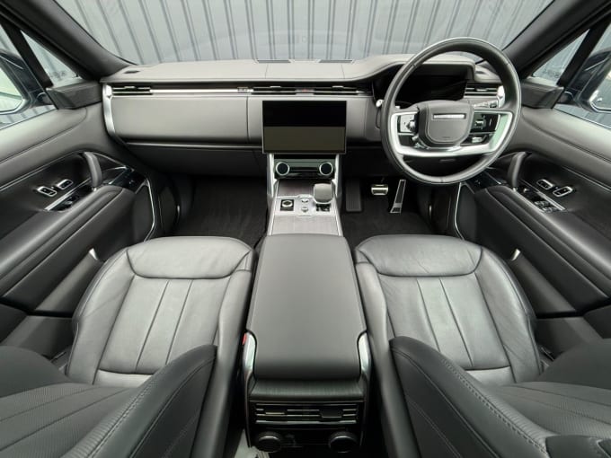 2025 Land Rover Range Rover