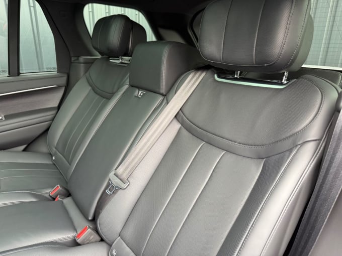 2025 Land Rover Range Rover