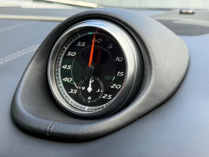 2025 Porsche Cayman