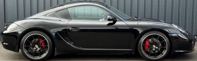 2025 Porsche Cayman
