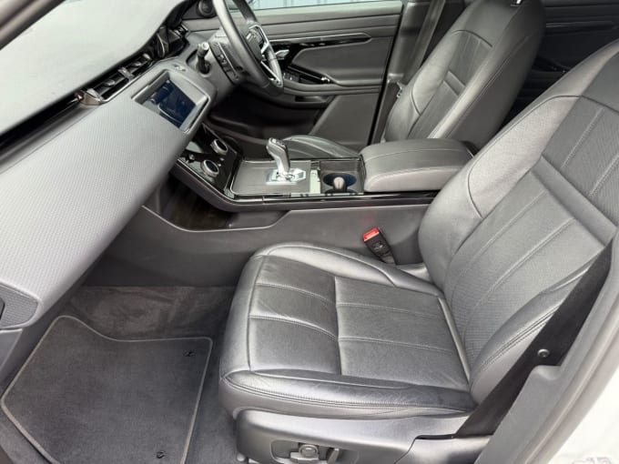 2025 Land Rover Range Rover Evoque