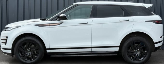 2025 Land Rover Range Rover Evoque