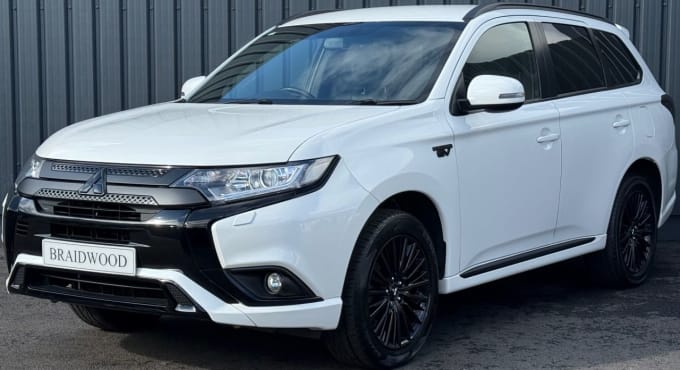 2025 Mitsubishi Outlander