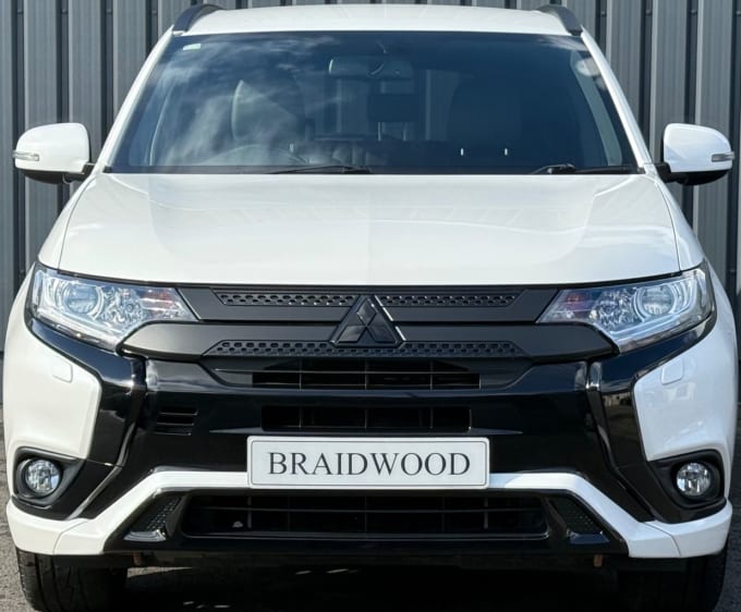 2025 Mitsubishi Outlander