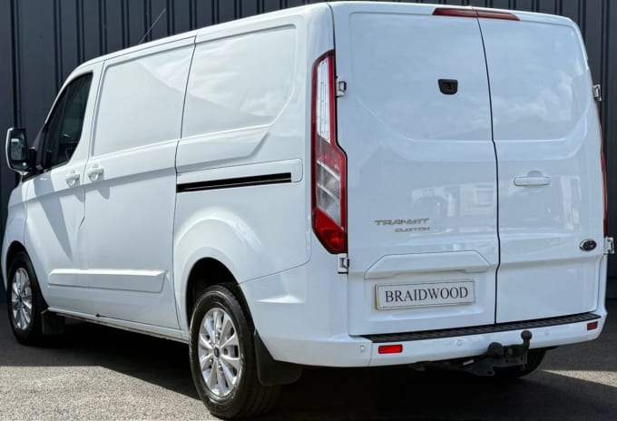 2025 Ford Transit Custom