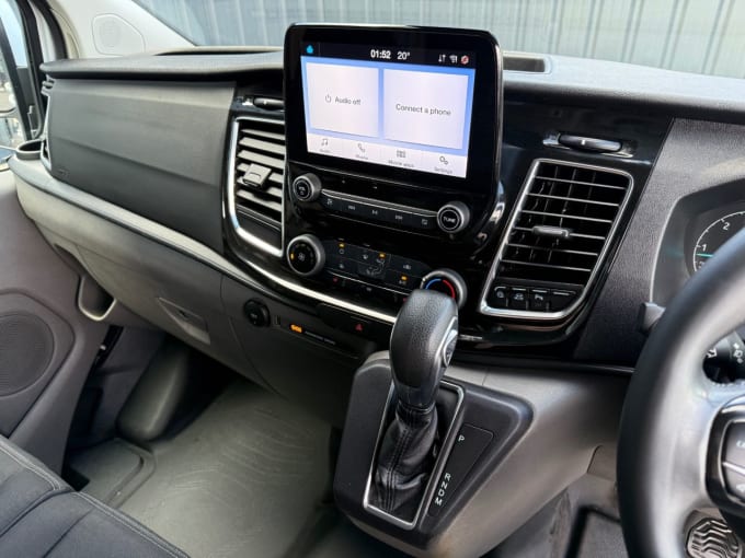 2025 Ford Transit Custom