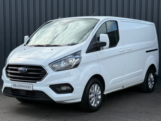 2025 Ford Transit Custom