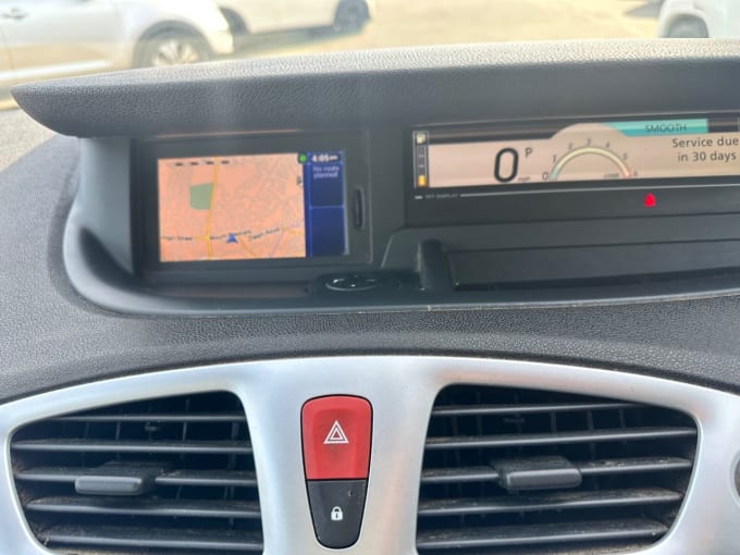 2025 Renault Scenic