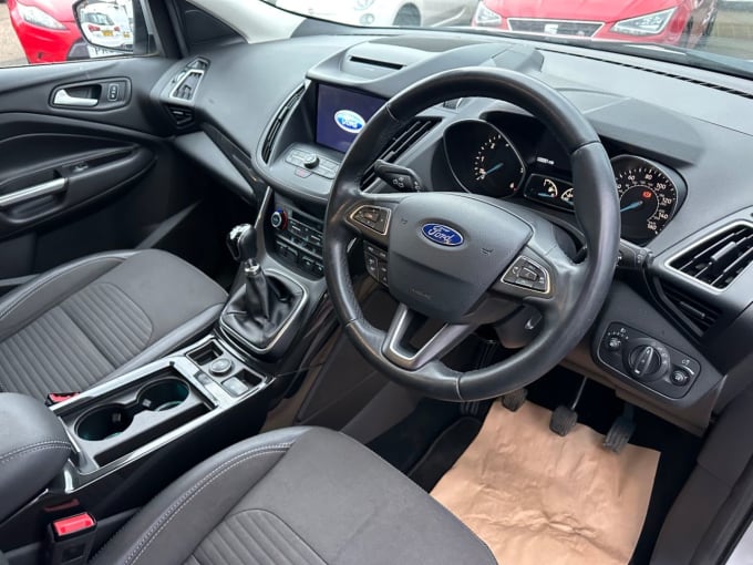 2025 Ford Kuga
