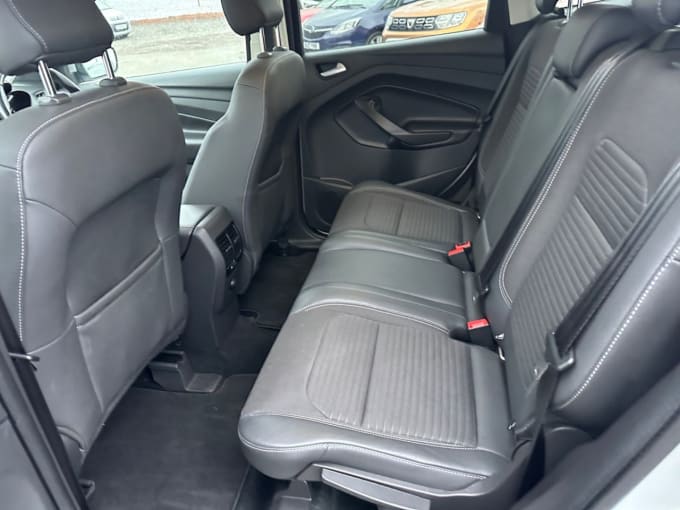 2025 Ford Kuga