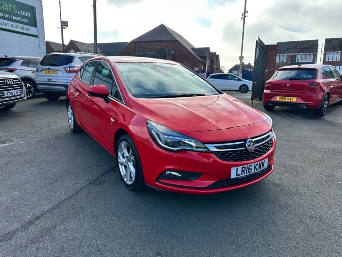 2025 Vauxhall Astra