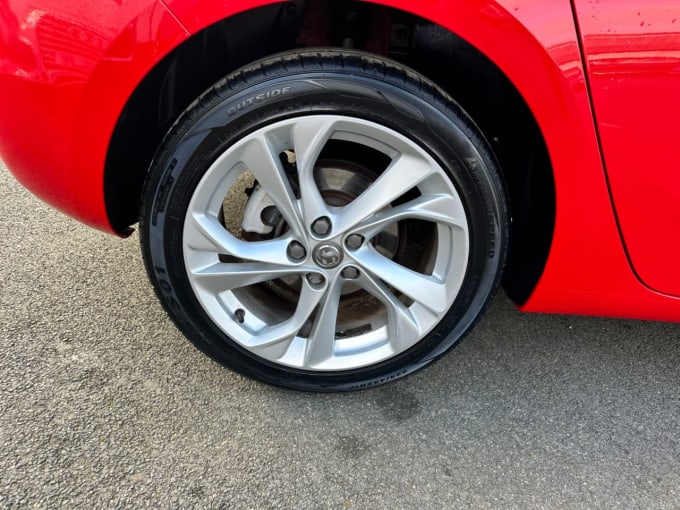 2025 Vauxhall Astra