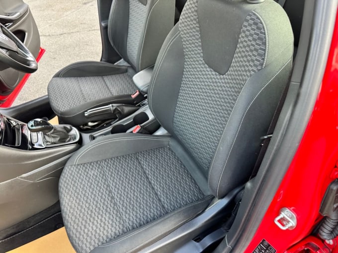 2025 Vauxhall Astra