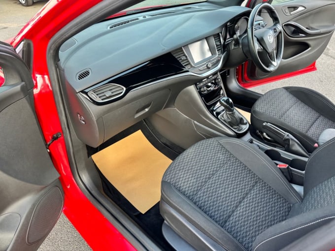 2025 Vauxhall Astra