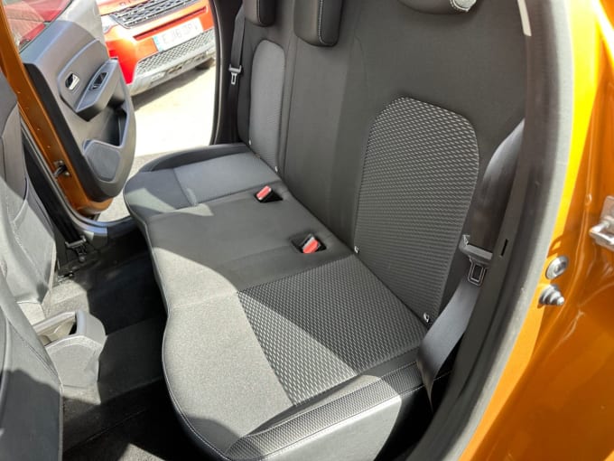 2025 Dacia Duster