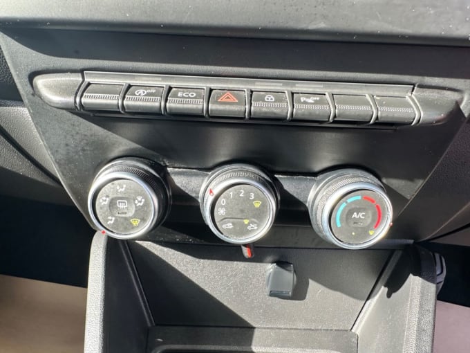 2025 Dacia Duster