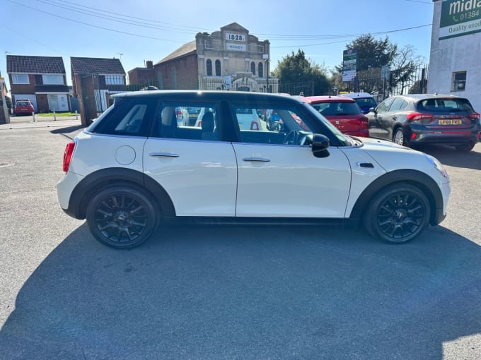 2025 Mini Hatch