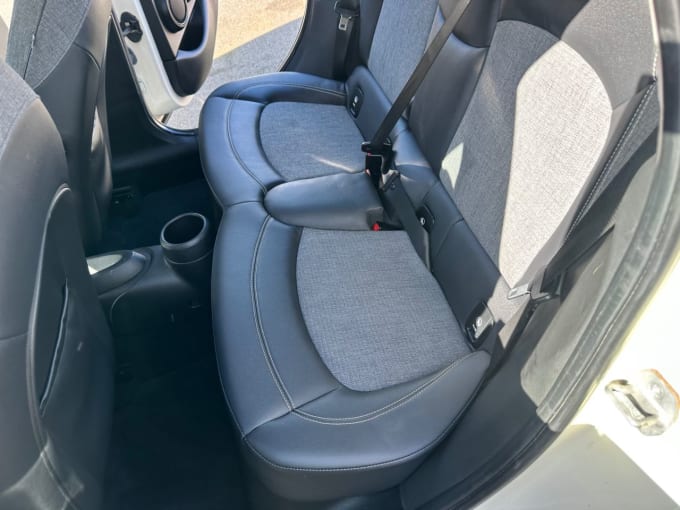 2025 Mini Hatch