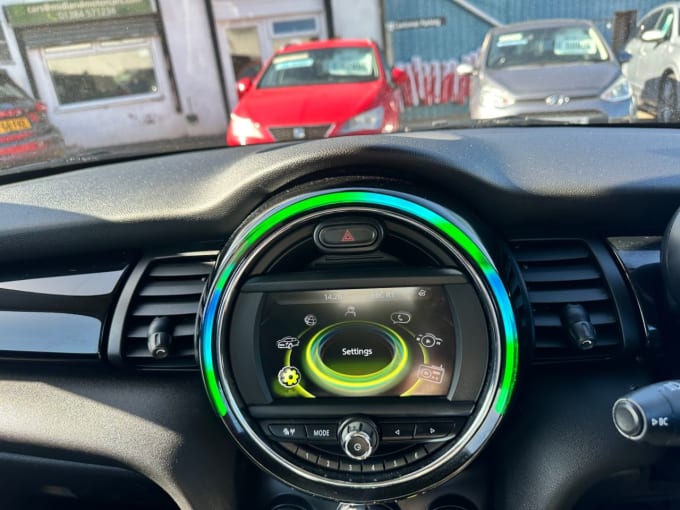 2025 Mini Hatch