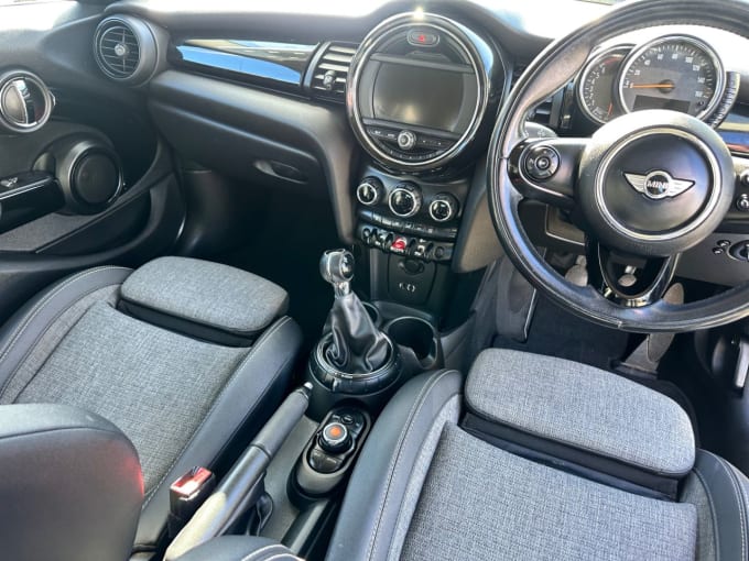 2025 Mini Hatch