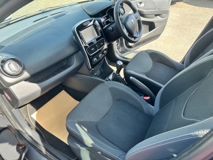 2025 Renault Clio