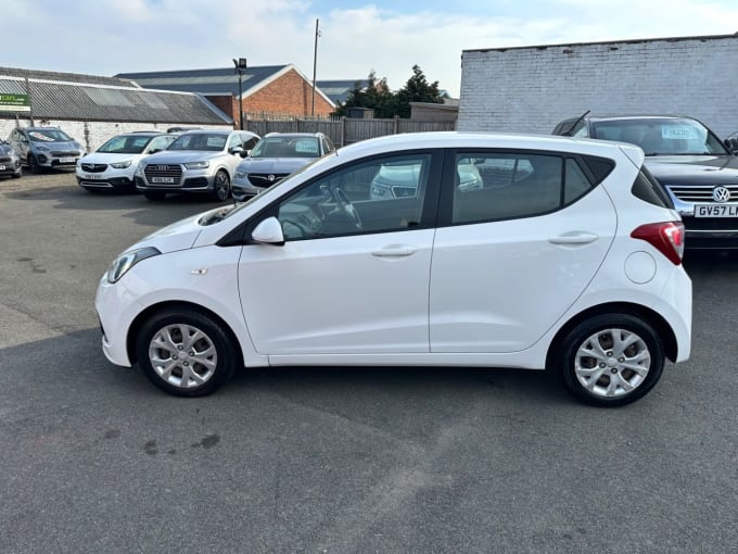 2025 Hyundai I10