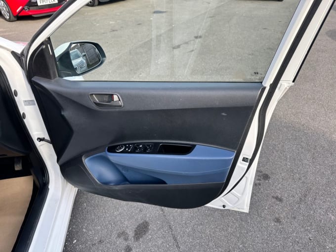 2025 Hyundai I10