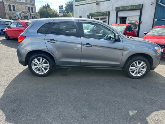 2025 Mitsubishi Asx