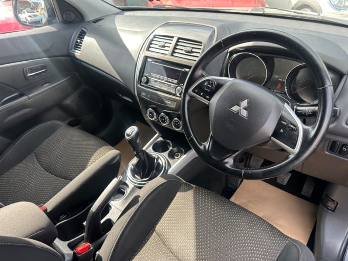 2025 Mitsubishi Asx