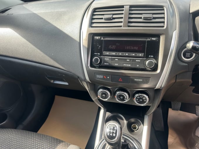 2025 Mitsubishi Asx