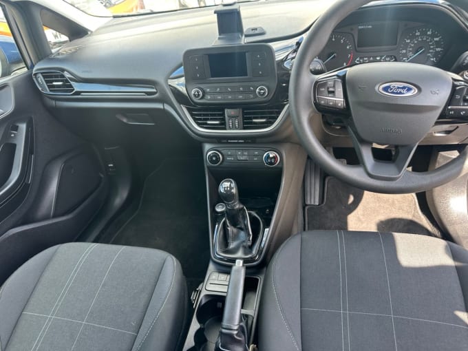 2025 Ford Fiesta
