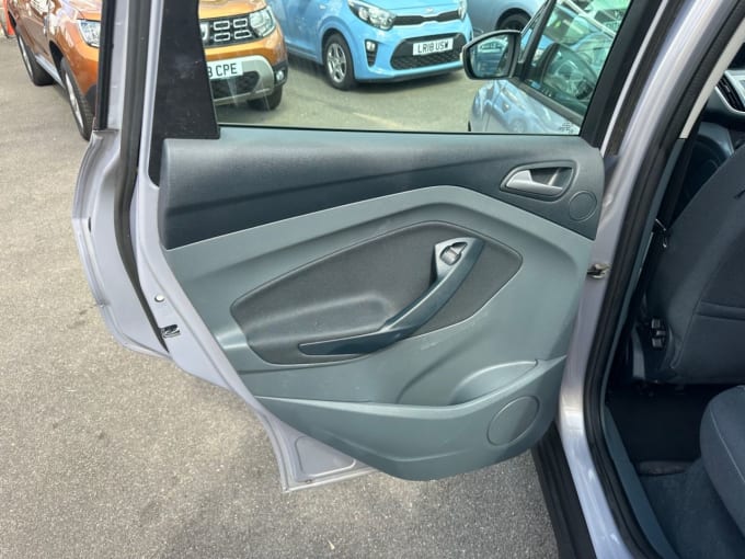 2025 Ford C-max