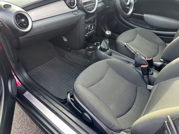 2012 Mini Hatch