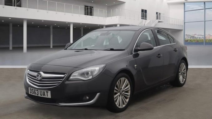 2025 Vauxhall Insignia