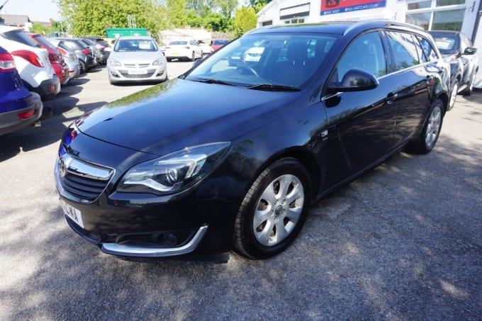 2025 Vauxhall Insignia