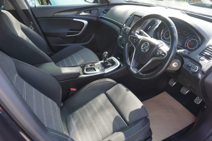 2025 Vauxhall Insignia