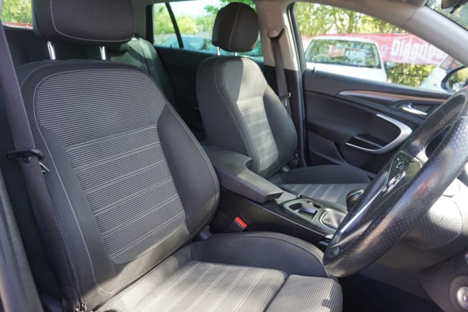 2025 Vauxhall Insignia