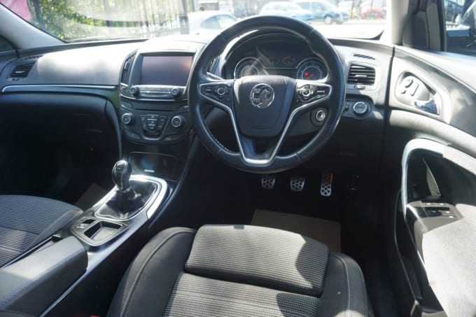 2025 Vauxhall Insignia