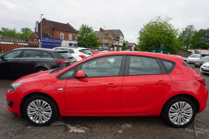 2025 Vauxhall Astra