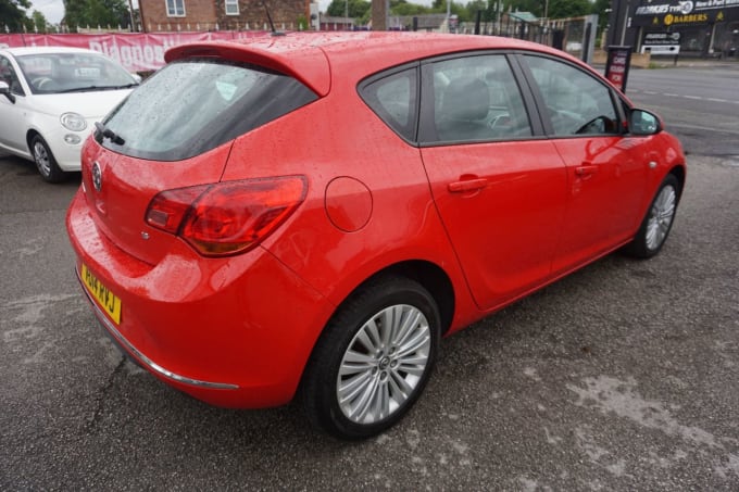 2025 Vauxhall Astra