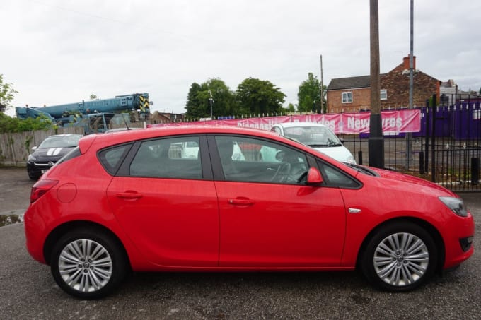2025 Vauxhall Astra
