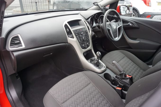 2025 Vauxhall Astra