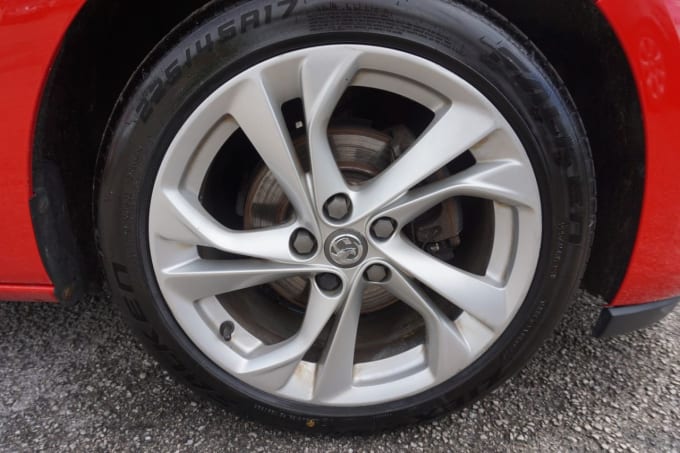 2025 Vauxhall Astra